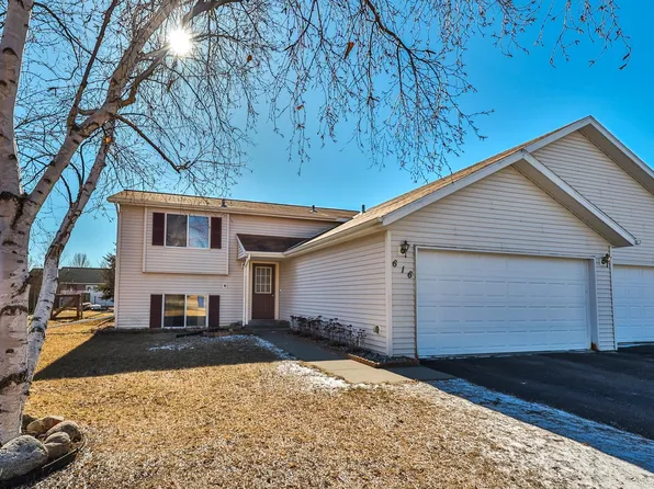 616 8th St W, Park Rapids, MN 56470