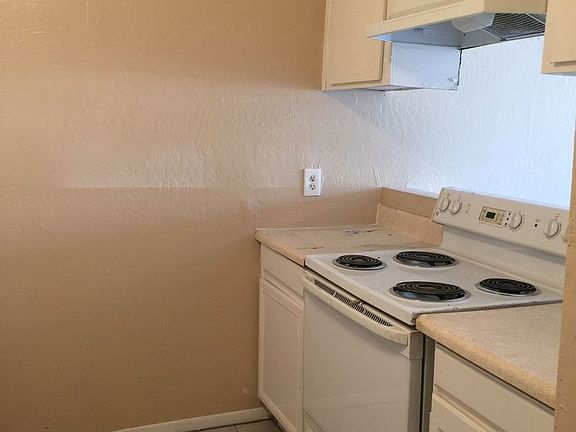 5th image of 2760 E Wier Ave APT 3