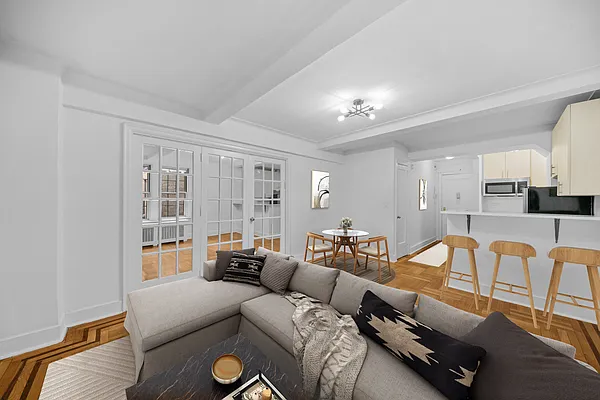 Rented by Vector New York, LLC | media 15