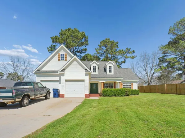677 Sandstone Dr, Dothan, AL 36303