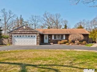 12 Matinecock Ave, East Islip, NY 11730