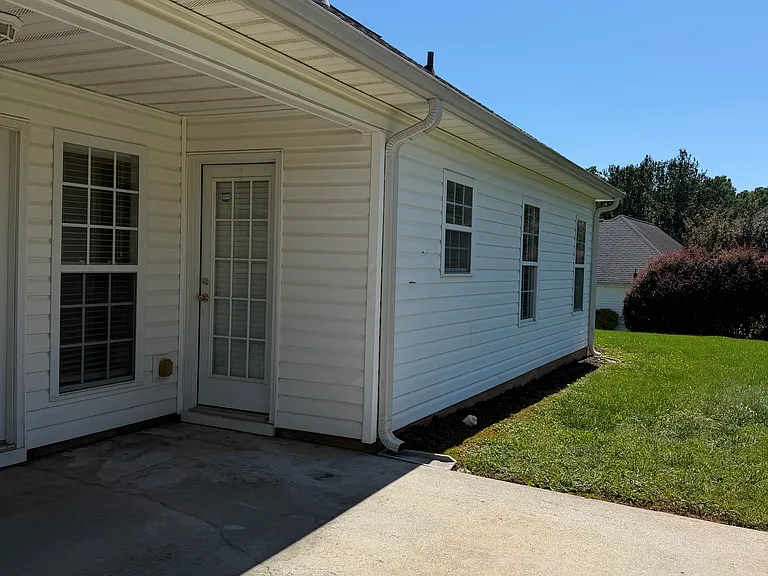 626 Morningside Dr — Photo 11