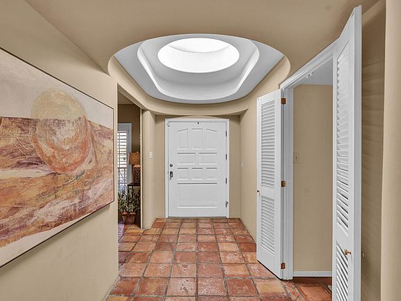 5th image of 6004 Pinehurst Dr
