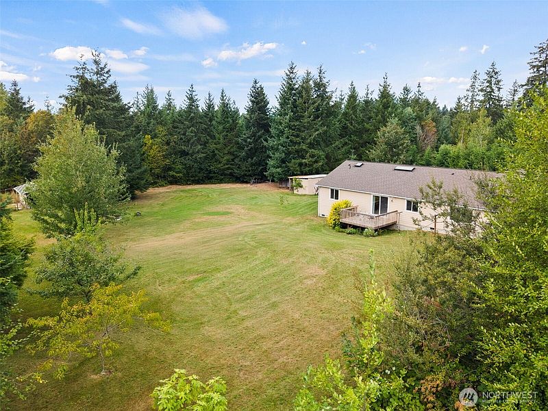 3rd image of 1303 E Alta Drive