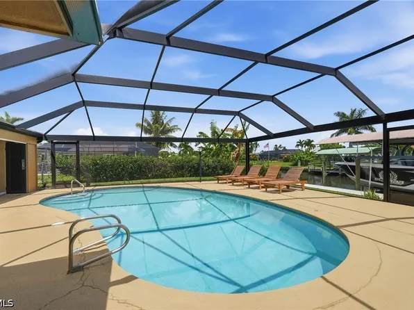 418 Avalon Dr, Cape Coral, FL 33904