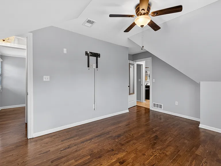 4640 W 70th Ter — Photo 23