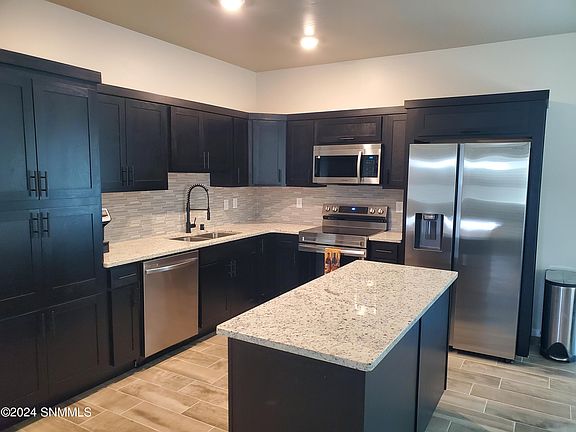 5th image of 3845 Yestereve Ln