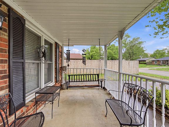3rd image of 1363 Bridges Creek Ct