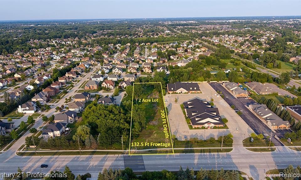 1st image of 43224 Dequindre Rd