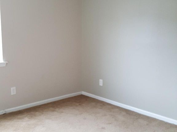 5th image of 9520 4th Bay St #101