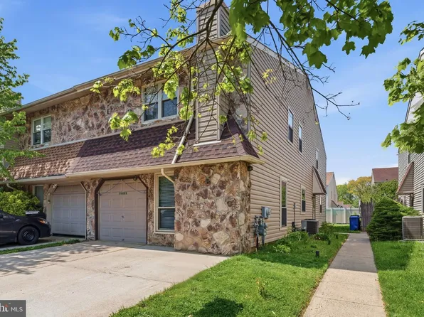 10222 Dedaker St, Philadelphia, PA 19116