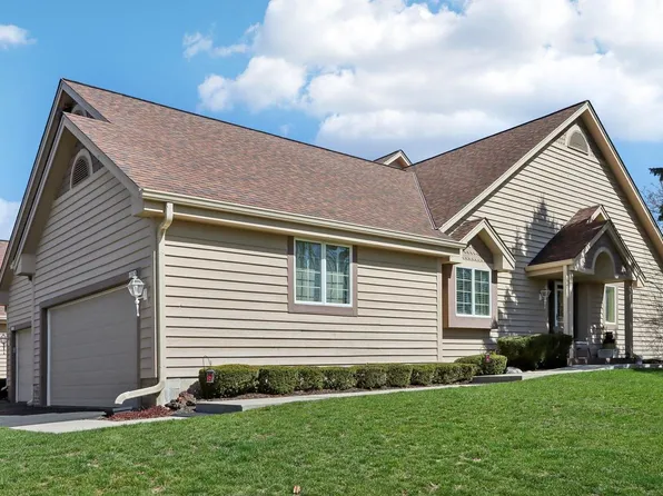 17555 Emily Ann COURT #D, Brookfield, WI 53045