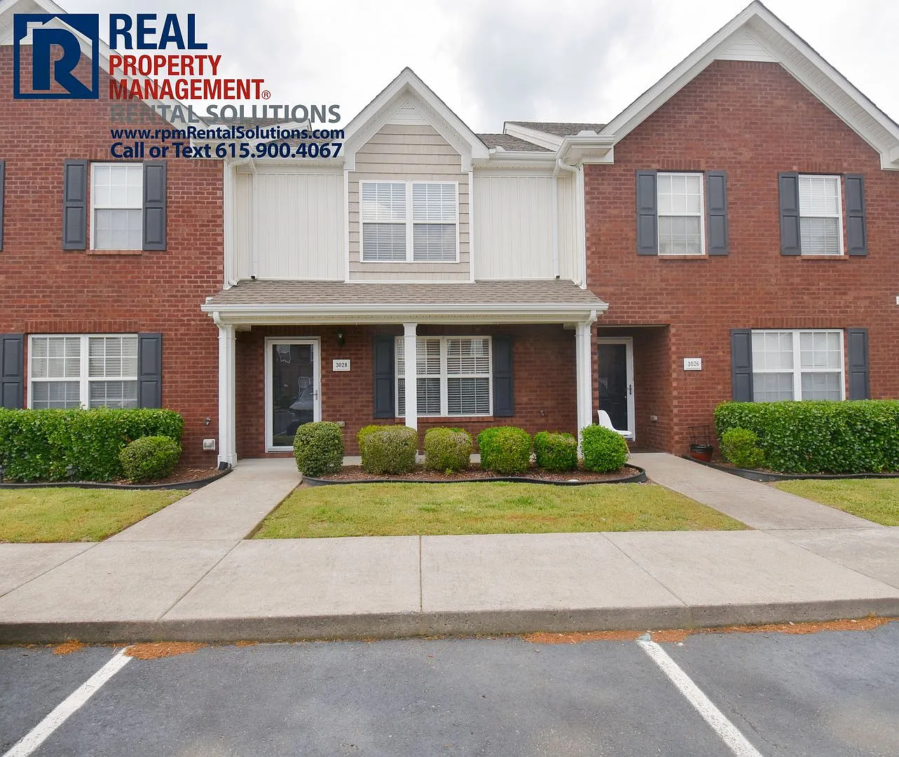 Wonderful 2BR/2.5BA Smyrna townhome less than 1 mile to I-24! — Photo 1