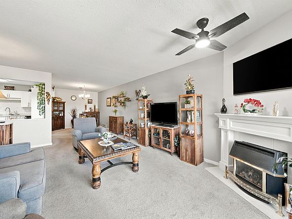 4th image of 5363 206th St #308