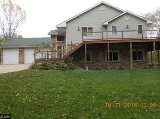 28007 Nathan Ln, Lindstrom, MN 55045