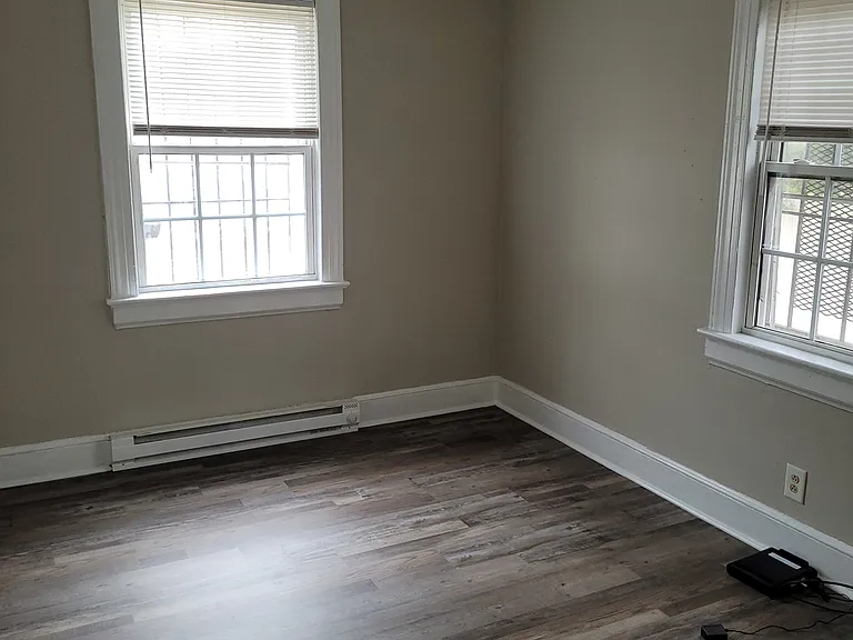 814 Sunset Ave #1 — Photo 4