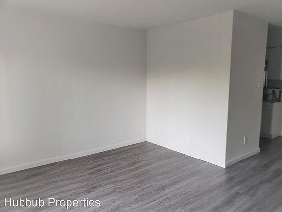 4th image of 1425-1435-1445 Magnolia St #10221387