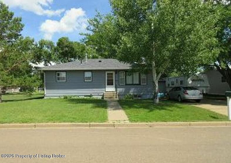 1st image of 215 5th St N