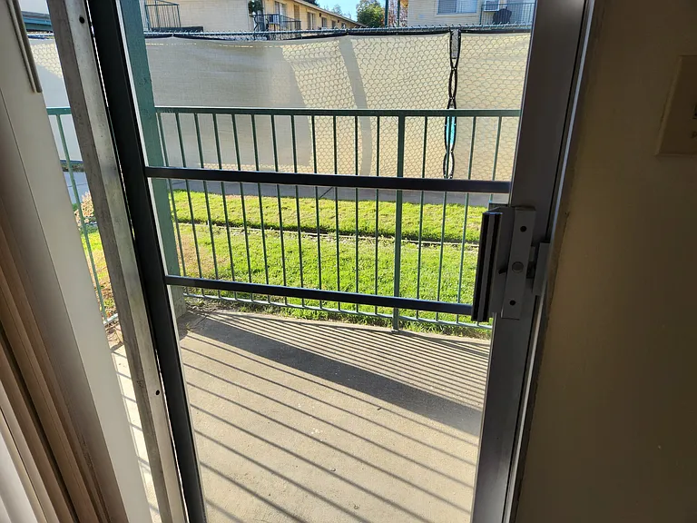 Vintage Apartments — Photo 10