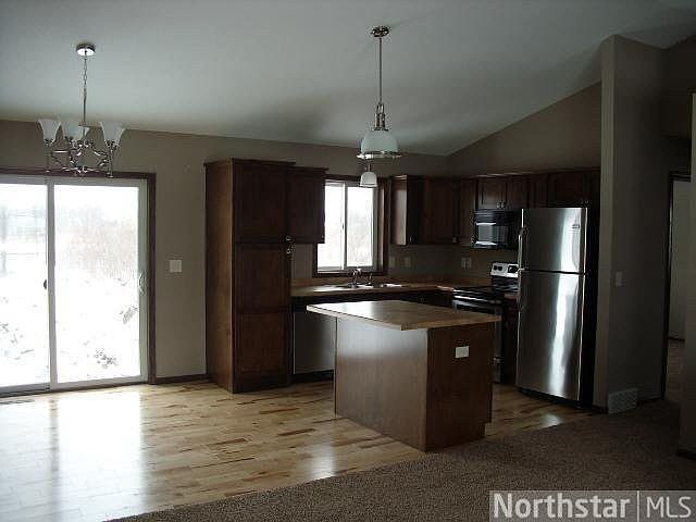 2nd image of 517 22nd ave Street N