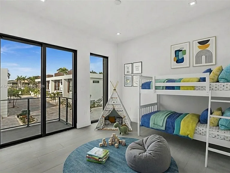 4640 SW 32nd Ave #D1 — Photo 49