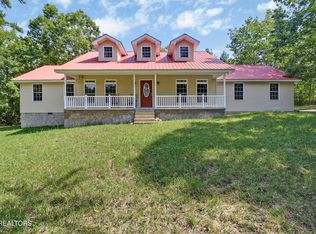 636 Timber View Rd, Pikeville, TN 37367