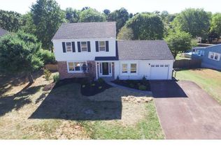 716 Bob Bea Ln, Harleysville, PA 19438