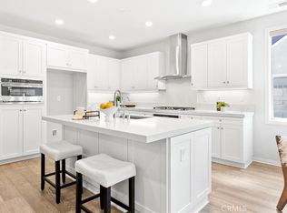 73 Ocaso St, Mission Viejo, CA 92694