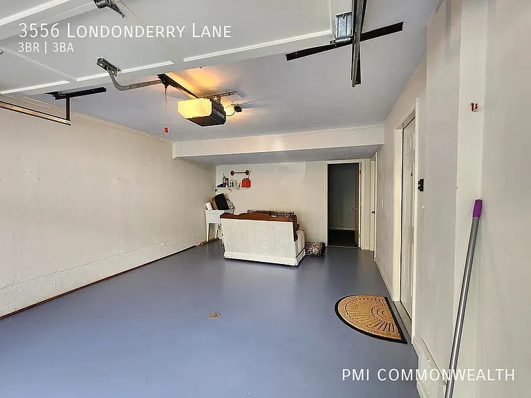 3556 Londonderry Ln — Photo 10