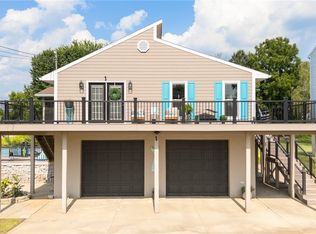 31 Anns Dr, Vienna, WV 26105