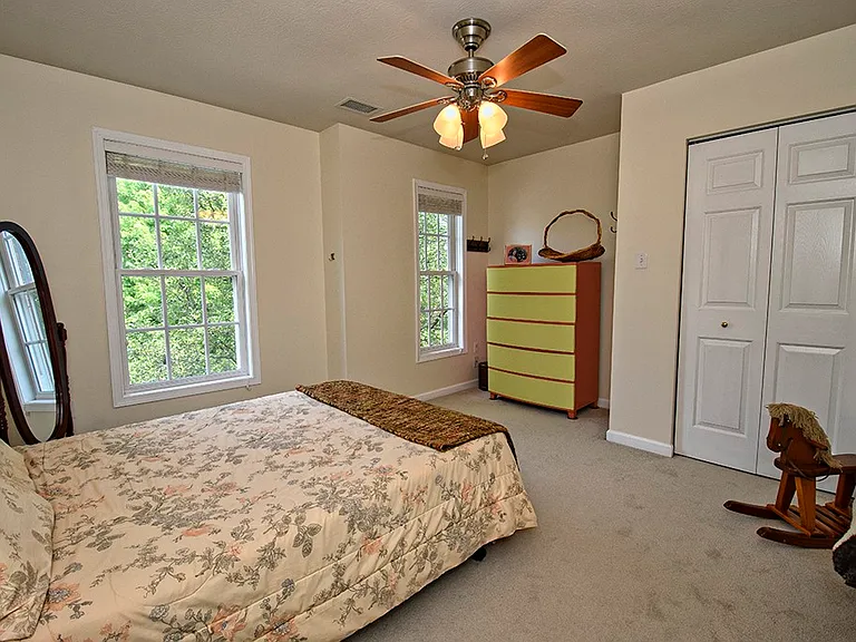 134 Chapel Harbor Dr — Photo 21