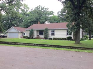 408 2nd Ave, Freeborn, MN 56032