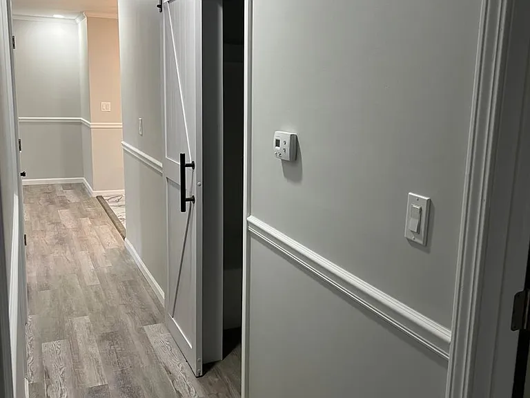 207 Herbert St — Photo 17