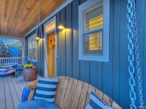 3rd image of 2858 Crater Lake Ln