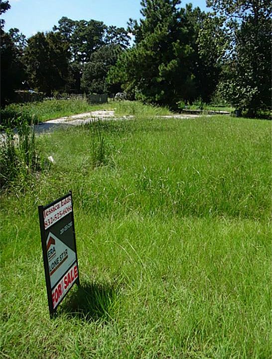 1st image of 30719 Towering Oaks Dr