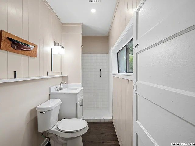 19214 Grey Forest Dr — Photo 30