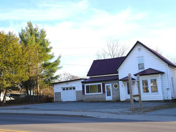 620 East Main Street, Newport City, VT 05855