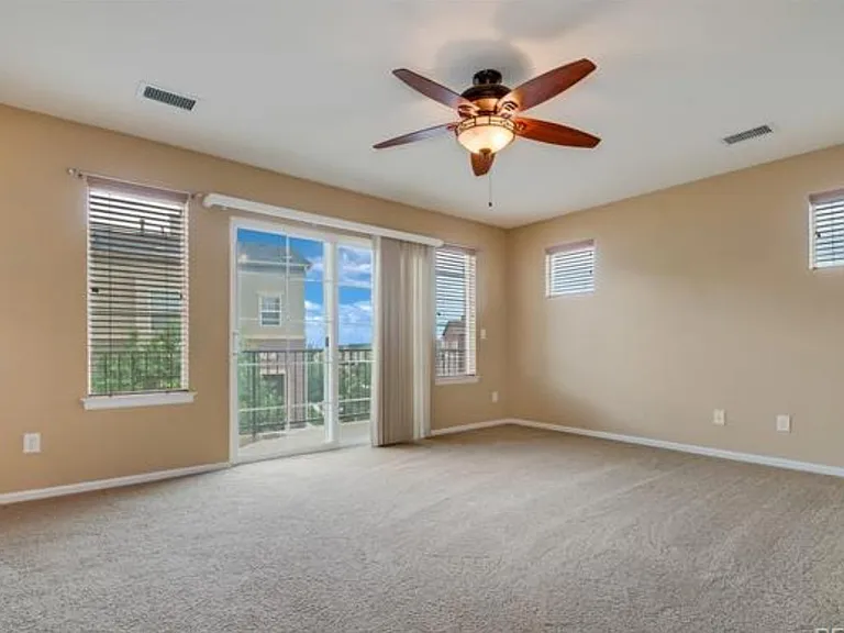 908 Rockhurst Dr #C — Photo 8