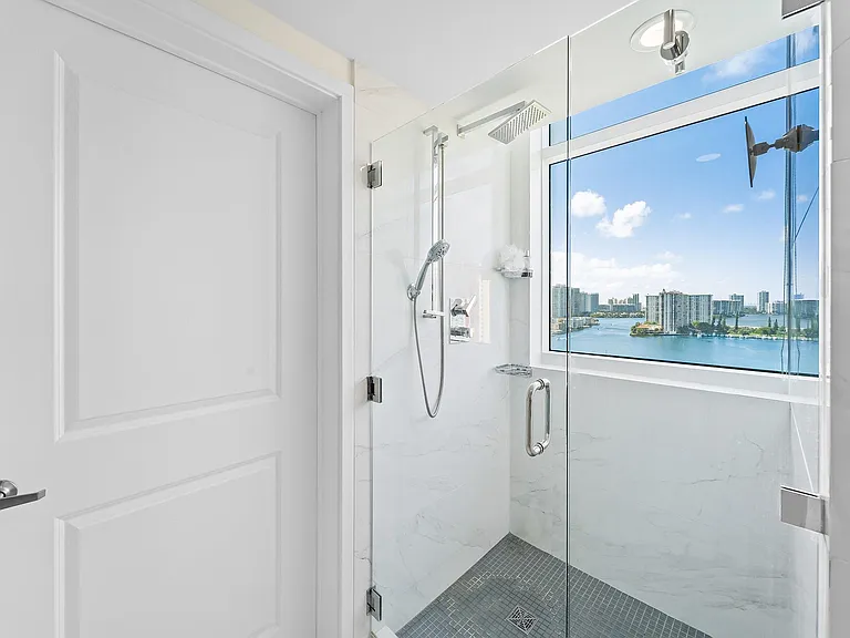 400 Sunny Isles Blvd #1608 — Photo 16