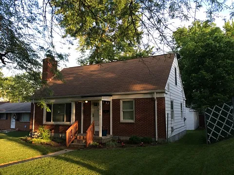 1408 Amberley Dr photo 1