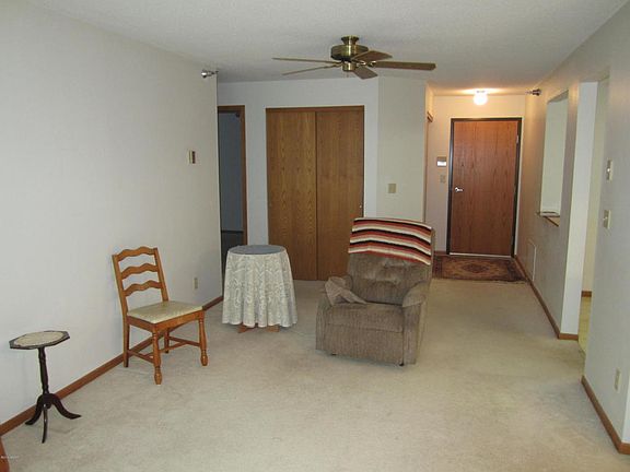 4th image of 509 6th Ave W APT 103