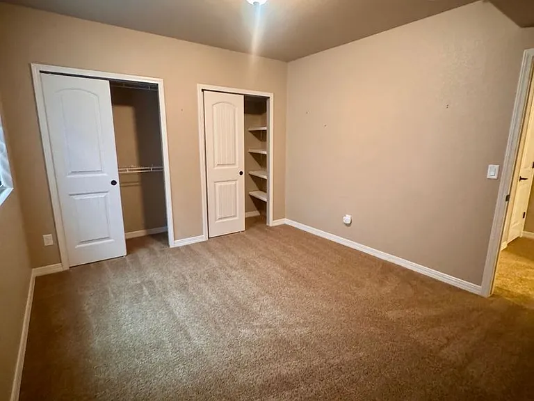 8475 Glen Carriage Grv — Photo 32