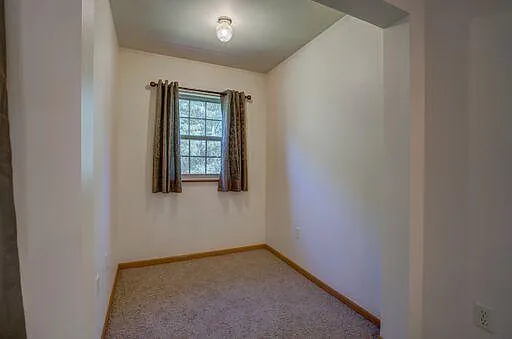 2825 Northridge Dr — Photo 14