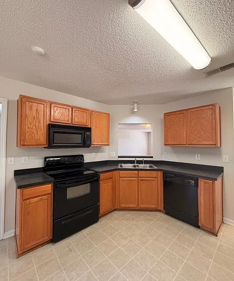 412 Killian Green Dr — Photo 8