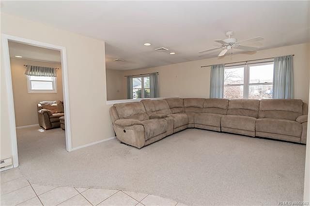 2nd image of 112 Harborage Pl