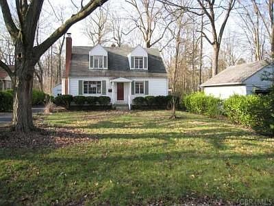 1st image of 677 Yaronia Dr