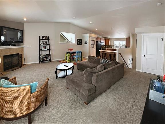 2nd image of 1780 N Country Vista Blvd