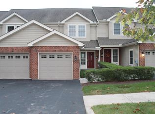 18 Elm Ct, East Stroudsburg, PA 18301