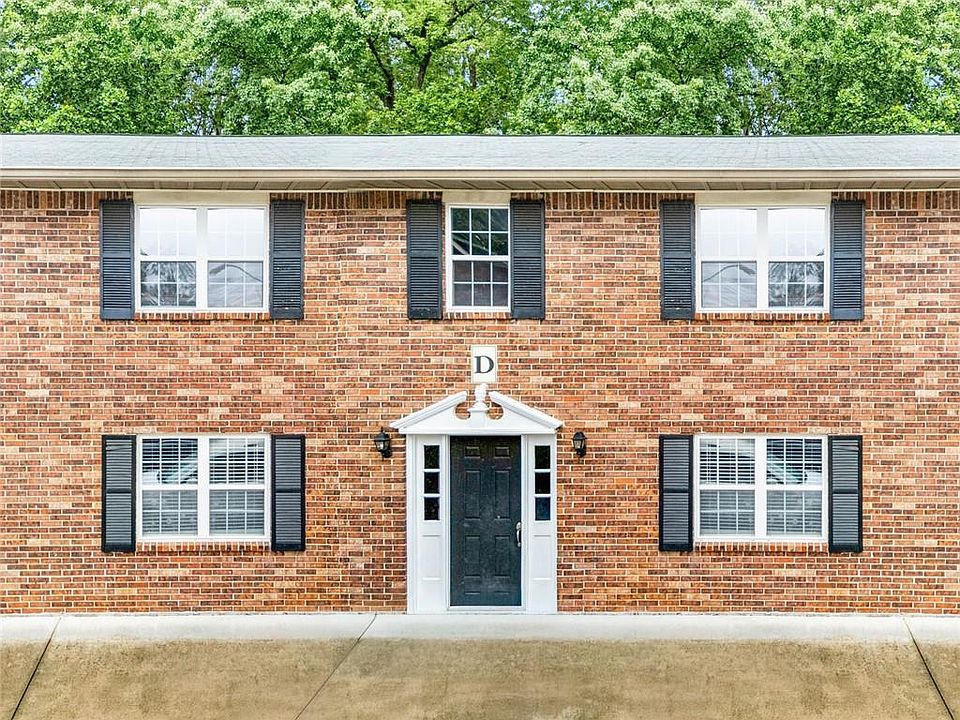 1st image of 3665 Chestnut Dr APT D3
