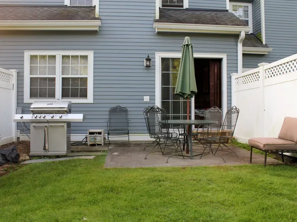 53 Colby Ln, Briarcliff Manor, NY 10510